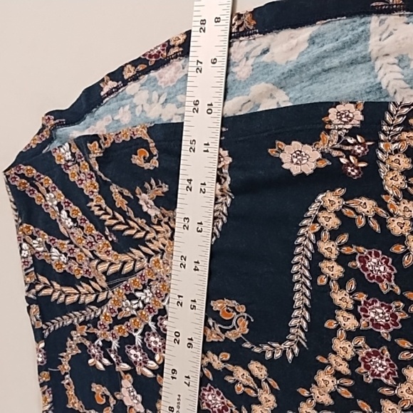 24/7 BOHO COTTAGECORE NAVY FLORAL PRINT, 3/4 SLEEVE, SOFT, TEE SHIRT TUNIC - Picture 5 of 7